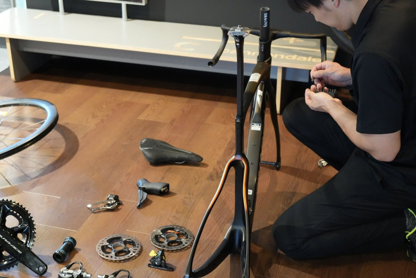 組立(バラ完・ロード&MTB)