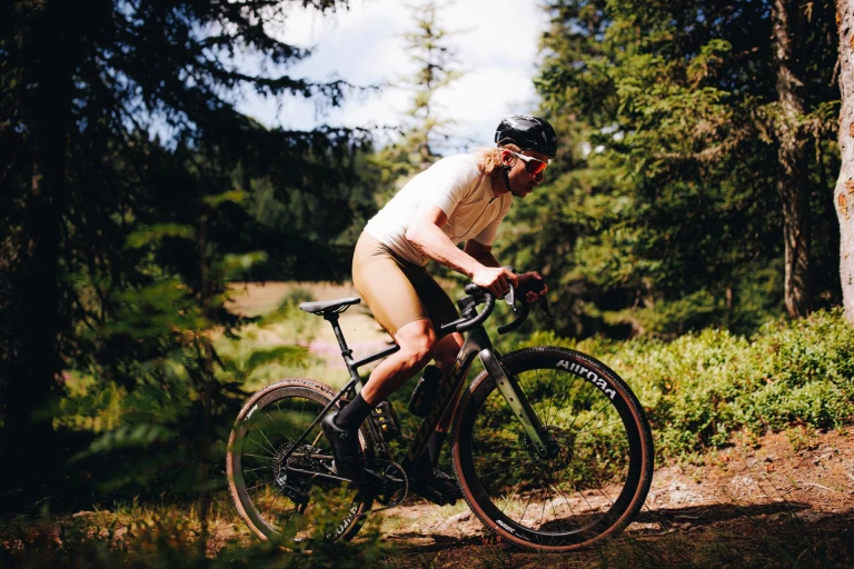 MAVIC ALLROAD S CARBON RR（リア）