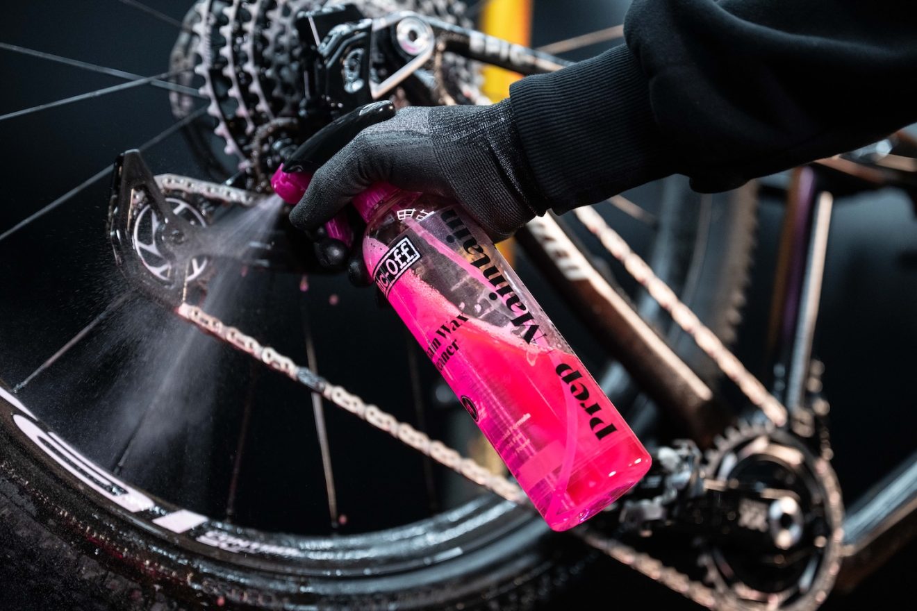 DARK ENERGY BICYCLE CHAIN WAX 高性能チェーンワックス 120ml