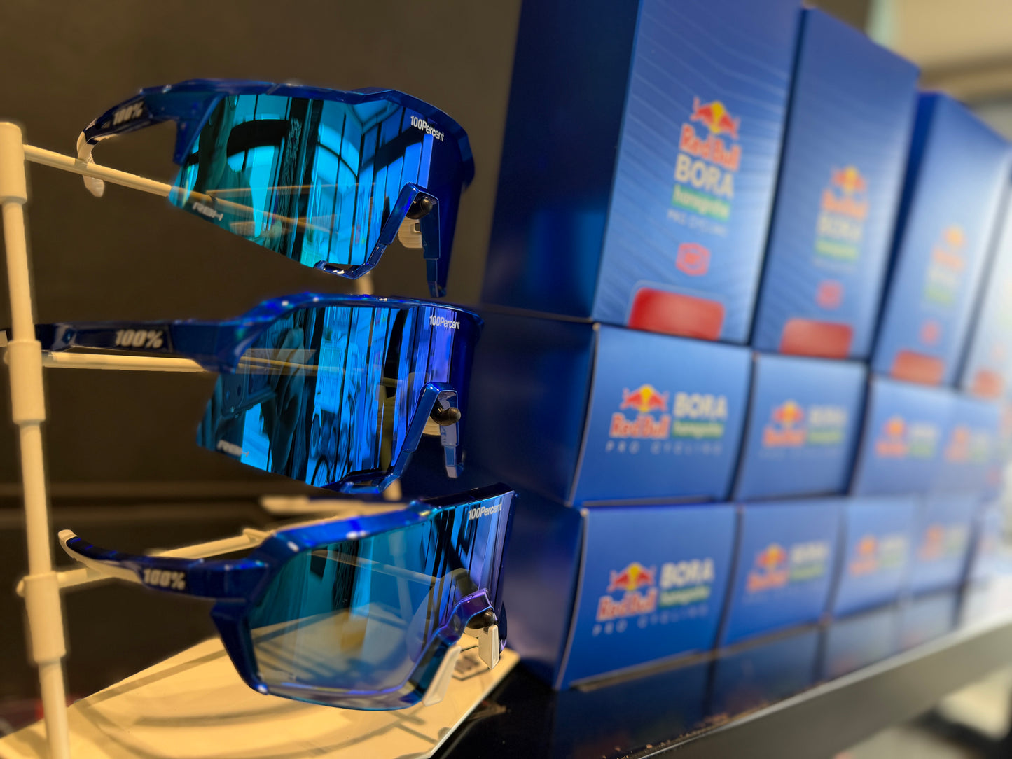 AEROCRAFT RBH Gloss Blue Holographic - HiPER Royal Blue Mirror Lens