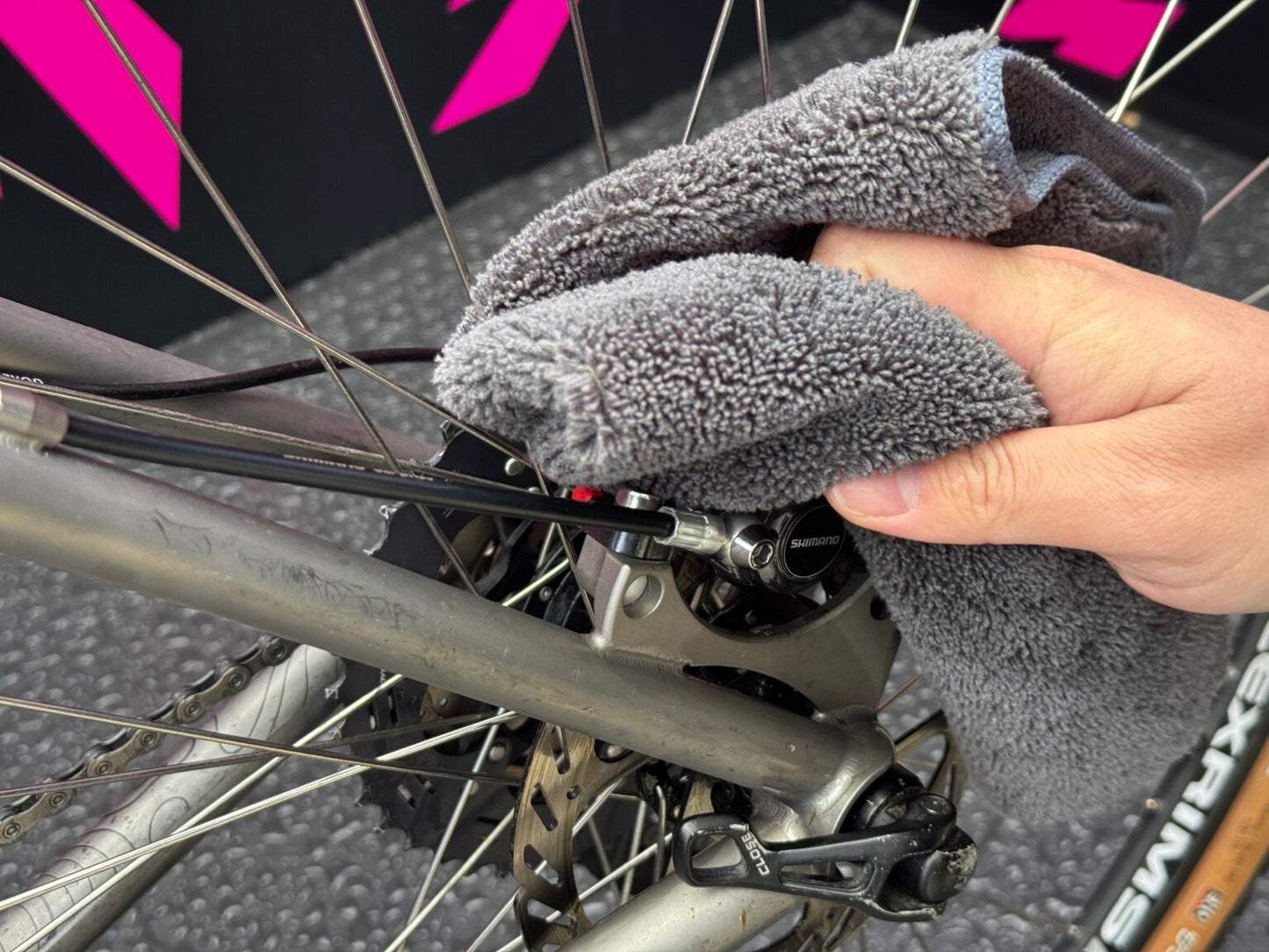 DISC BRAKE CLEANER 400ml ディスクブレーキクリーナー ディスクローター・ブレーキパッド洗浄 速乾タイプ