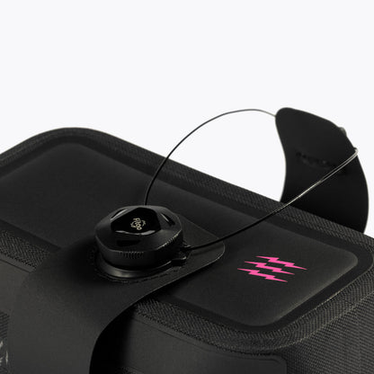 MUC-OFF SADDLE PACK MEDIUM サドルバッグ 0.7L Fitgo ダイヤル式 撥水 軽量95g ブラック
